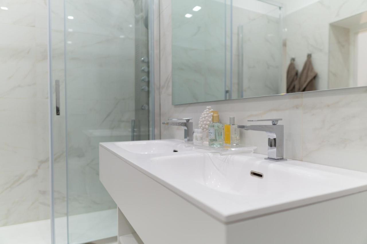 Suite Rodino 24 Naples Exterior photo